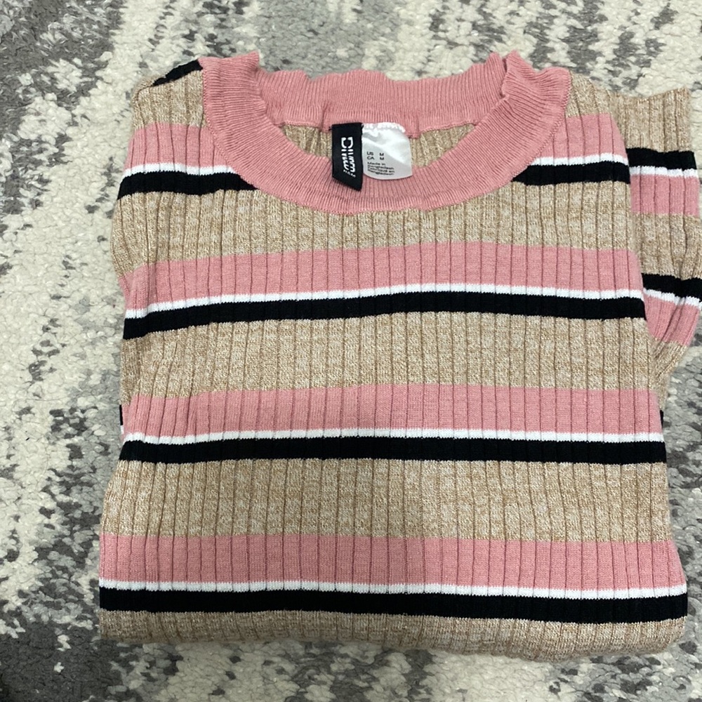 H & M Long Sleeve Top